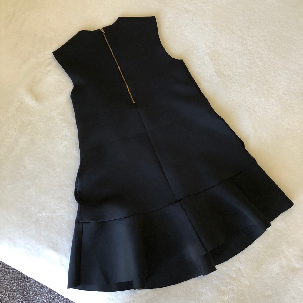 Vneck peplum black dress - Picture 4 of 5